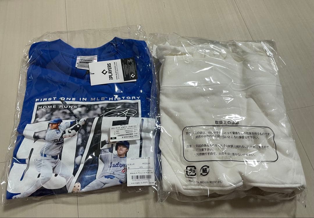 大谷翔平　50/50クラブ記念Tシャツ Mサイズ 青　新品　&トレーナー