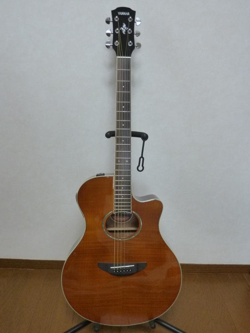 YAMAHA エレアコ　APX600FM