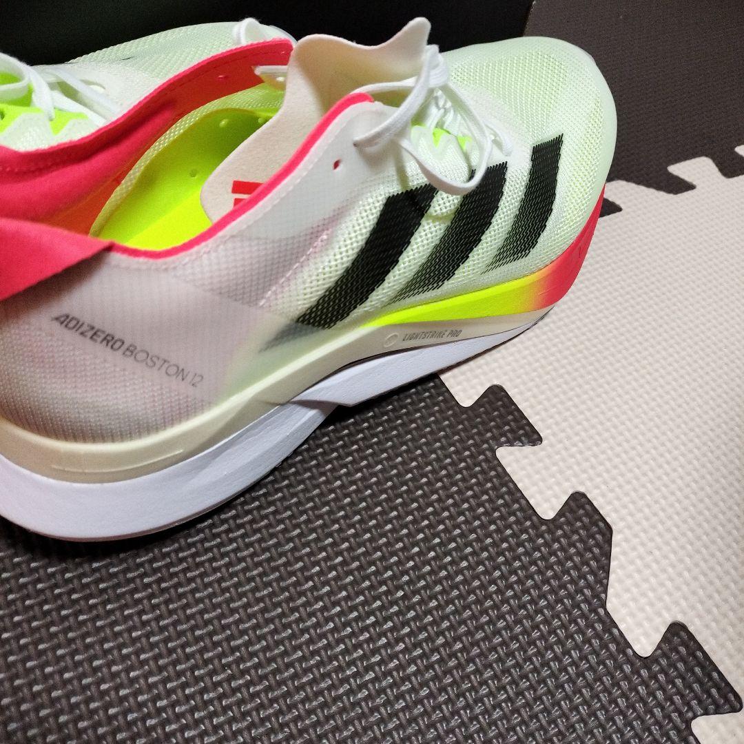 アディゼロ　BOSTON 12　M J26.5