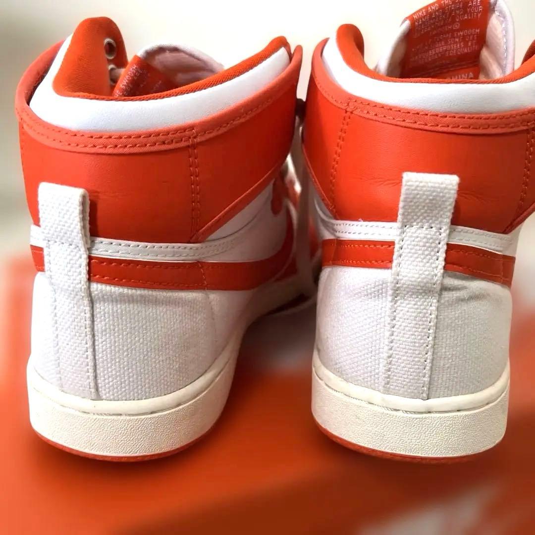 NIKE Aiko ハイカットシューズ オレンジ/ホワイト