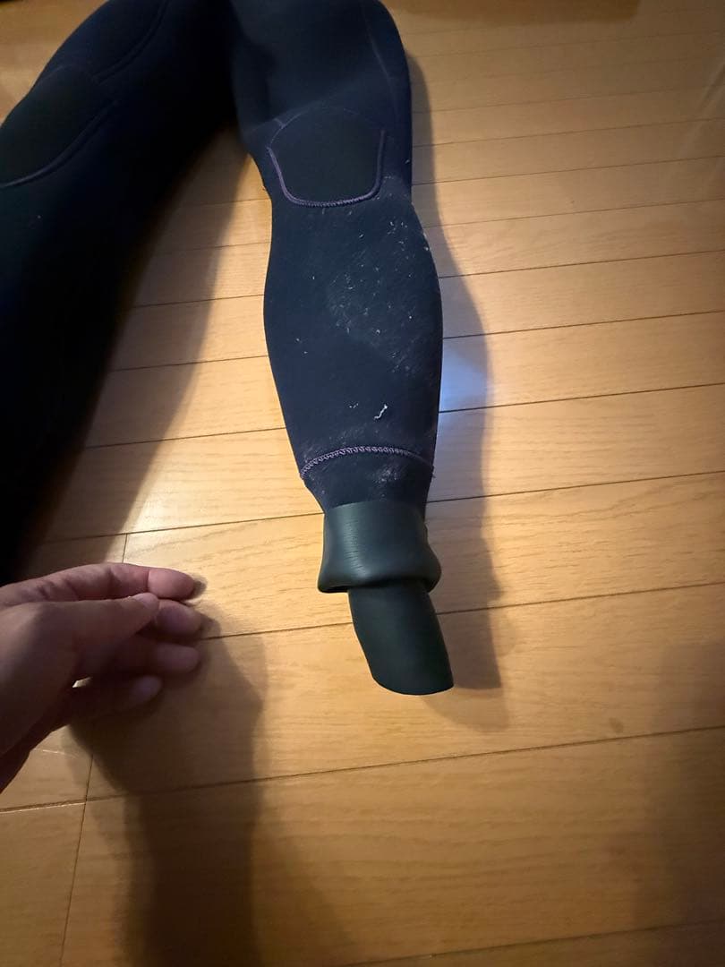 リップカール　セミドライ　4/3mm