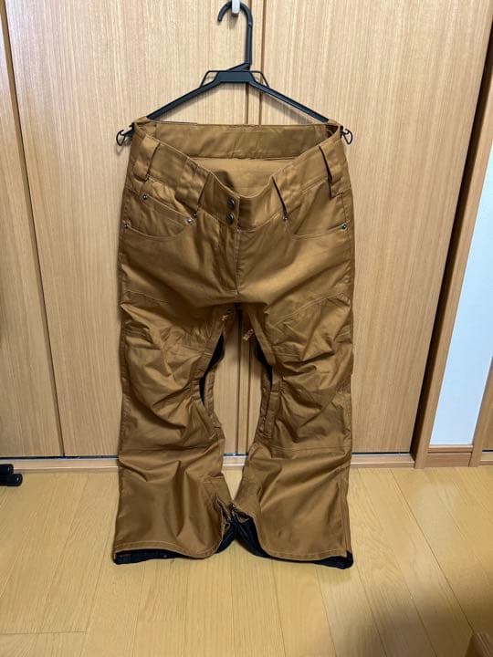 SCAPE  エスケープ　スノーボードウエア　M