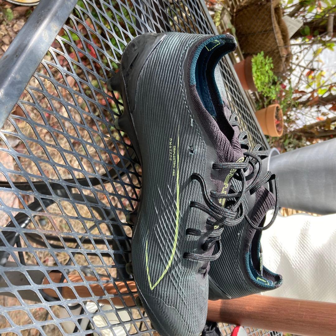 PUMA Ultra サッカーシューズ ブラック/イエロー（26センチ）