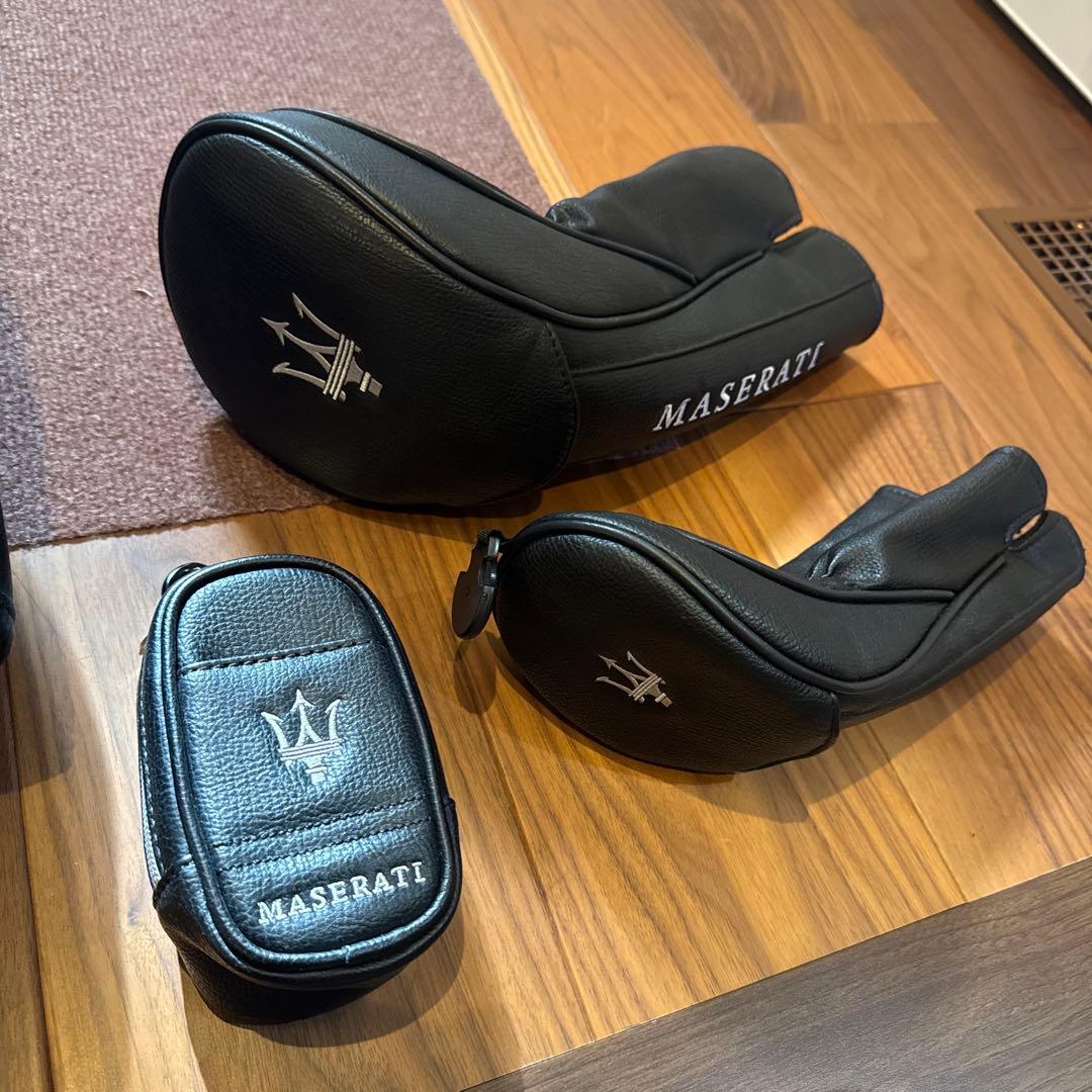 Maserati ゴルフキャディバッグ ブラック　ヘッドカバー　ボールケース付