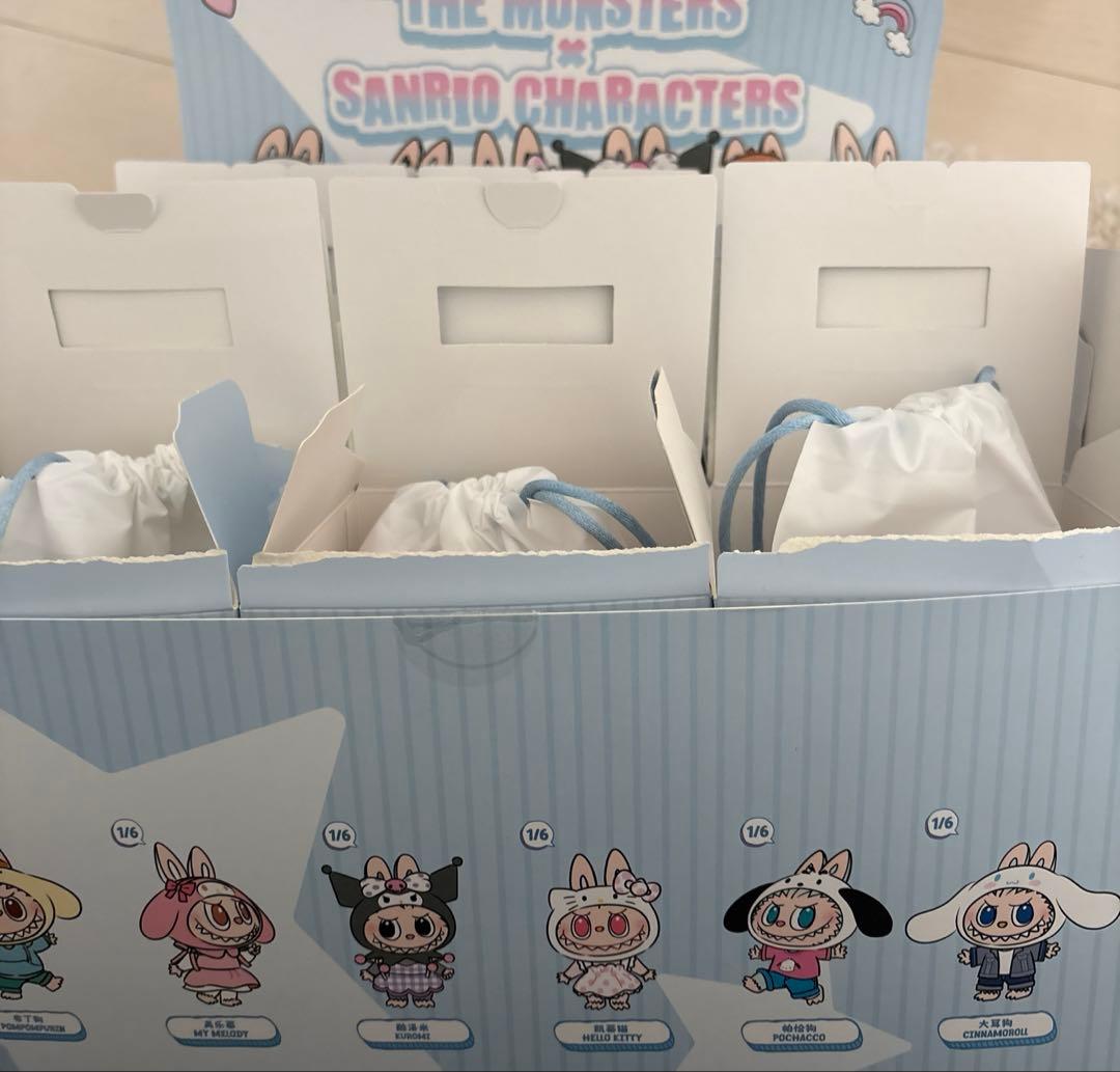 POP MART THE MONSTERS×SANRIO ラブブ　セット