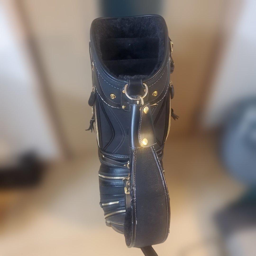 マジェスティ黒ゴルフバッグ