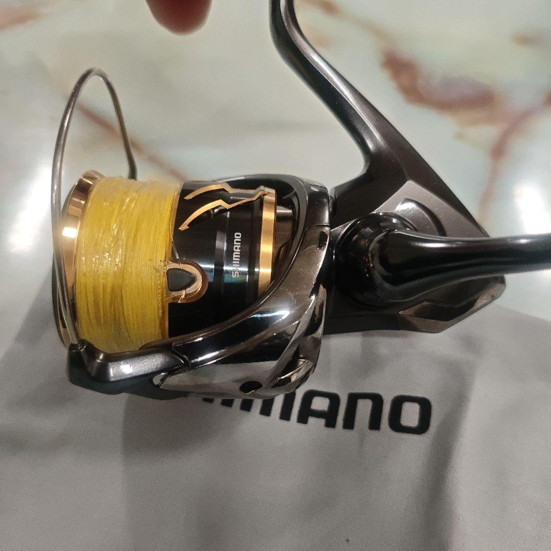 シマノ SHIMANO 20 TWIN POWER C3000MHG