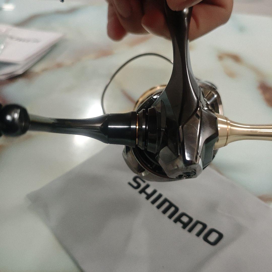 シマノ SHIMANO 20 TWIN POWER C3000MHG
