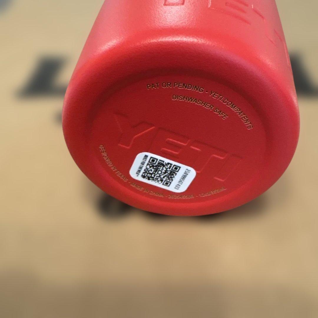 YETI Rambler イエティとライオンコーヒーコラボマグカップ
