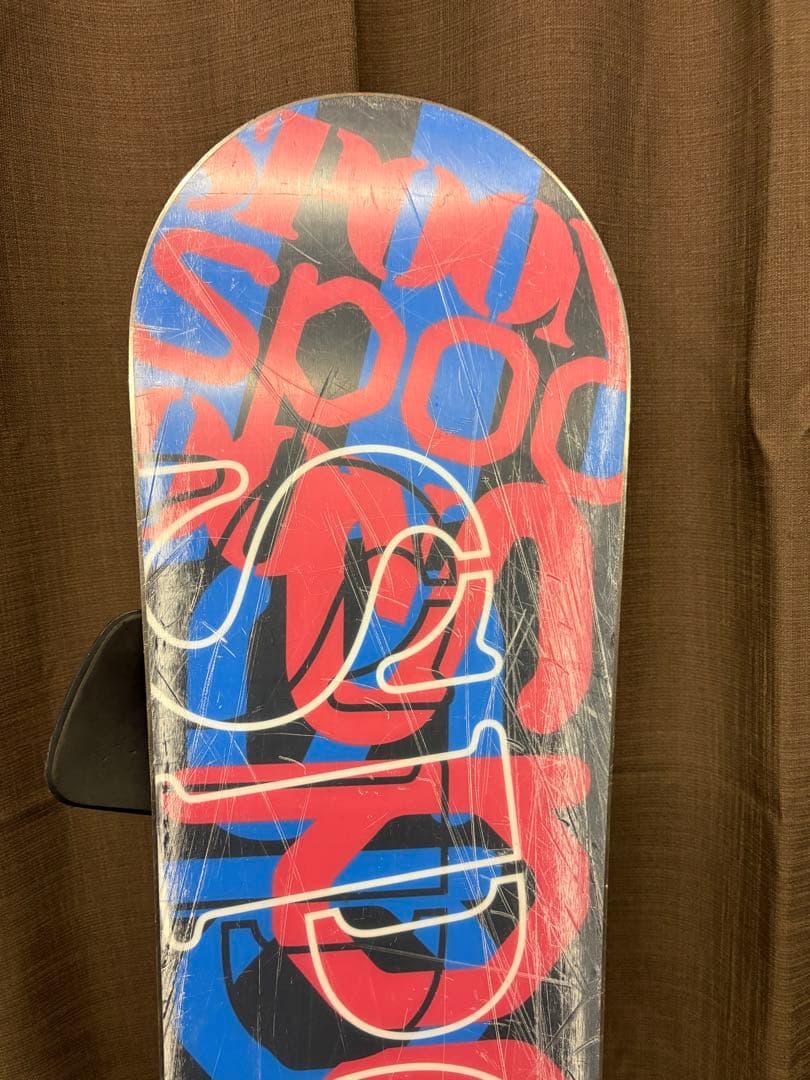 【本日限定値下げ】SPOON.120cm スノーボード スノボー板　滑り止め付き