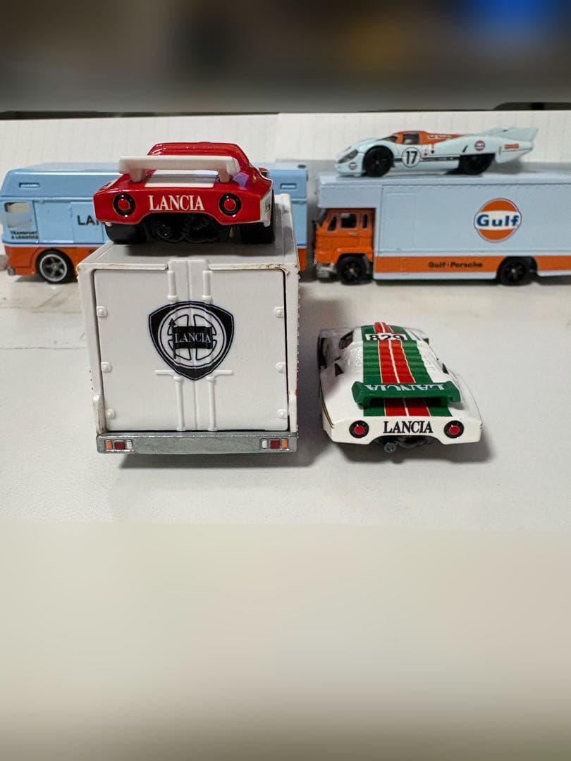 ホットウィール ミニカー Guif+ランチアセット品&おまけ数台付き