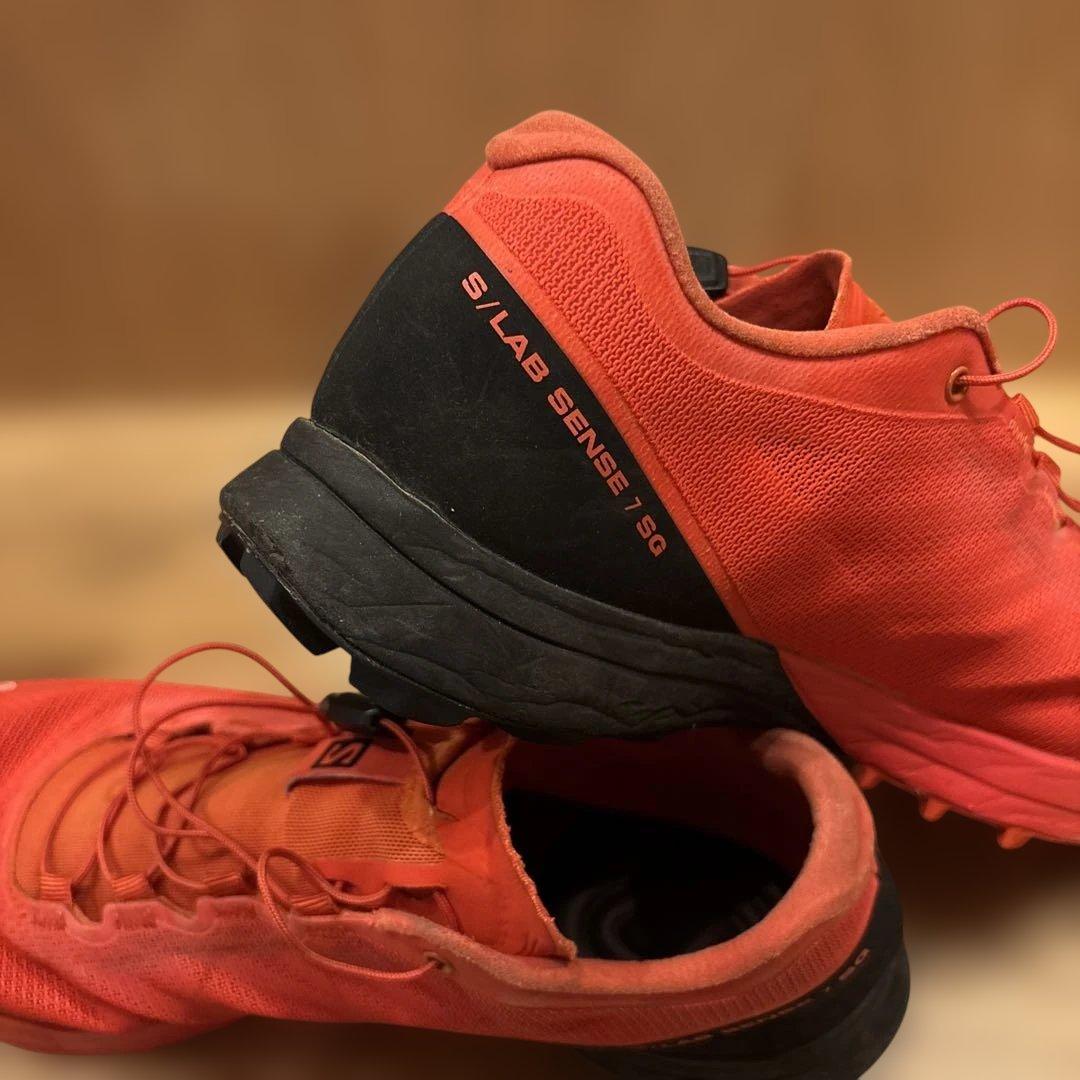 SALOMON シューズ