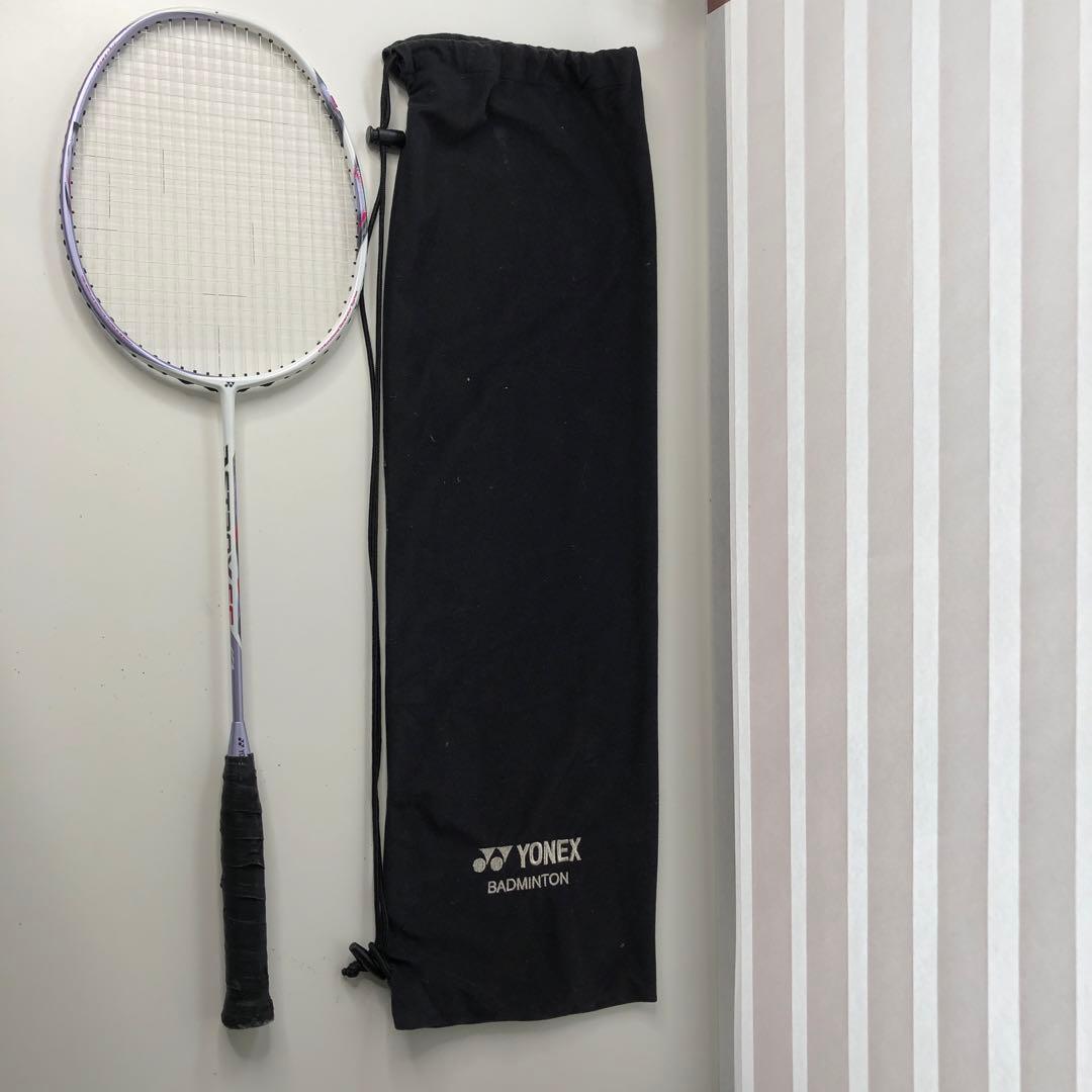 YONEX バドミントンラケット 専用ケース付き