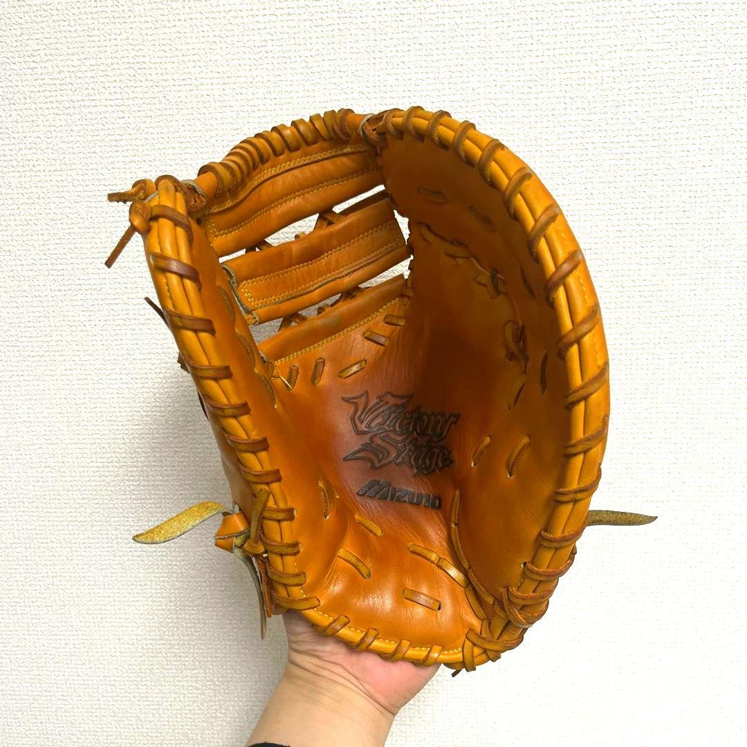 950 ミズノ ビクトリーステージ 極美品 即戦力 軟式 ファーストミット