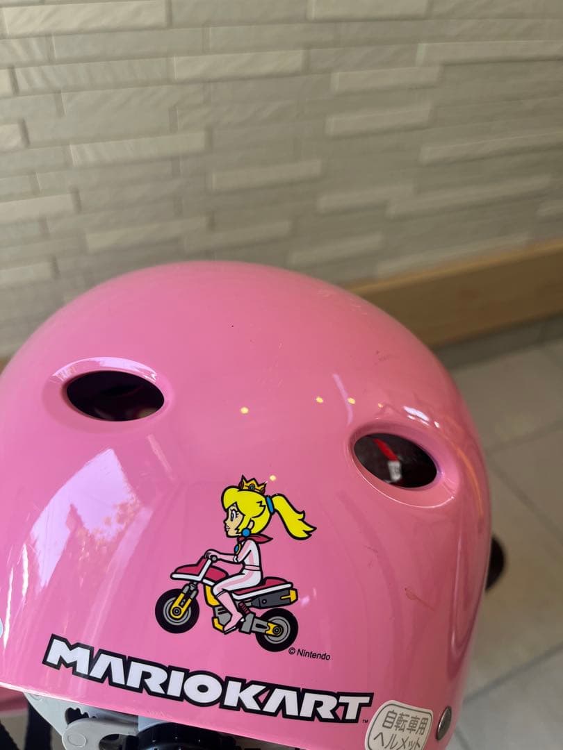 【美品】アサヒ　限定　ピーチ姫　ストライダー　ピンク ヘルメット付き