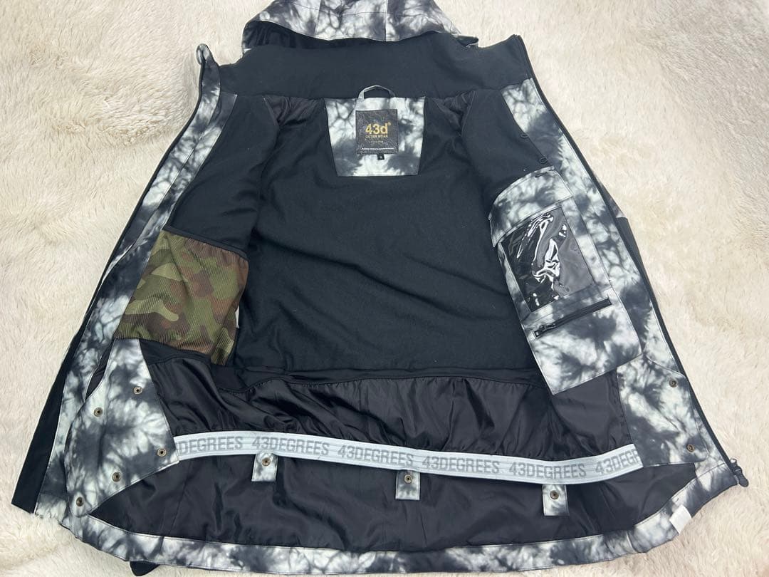 43DEGREES スノーボードウェア　ジャケット　S スキー　スノボ
