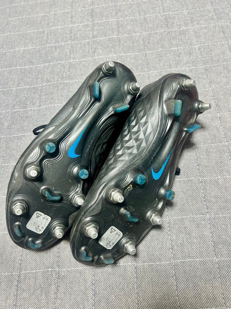 【取り替え式スパイク】NIKEティエンポ レジェンド 8 エリートSG 27cm