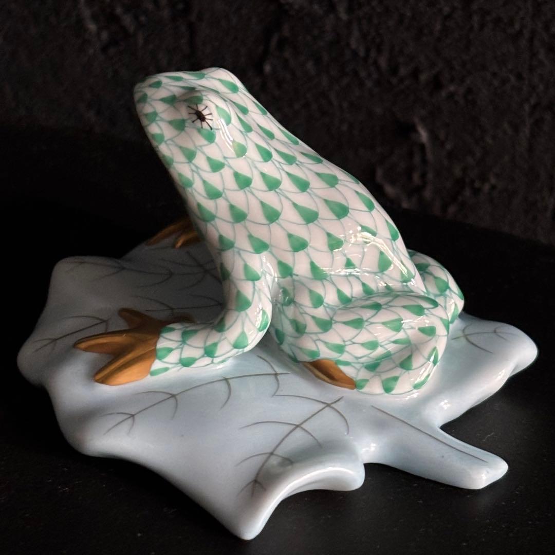 【HEREND】 カエルの置物 陶器製