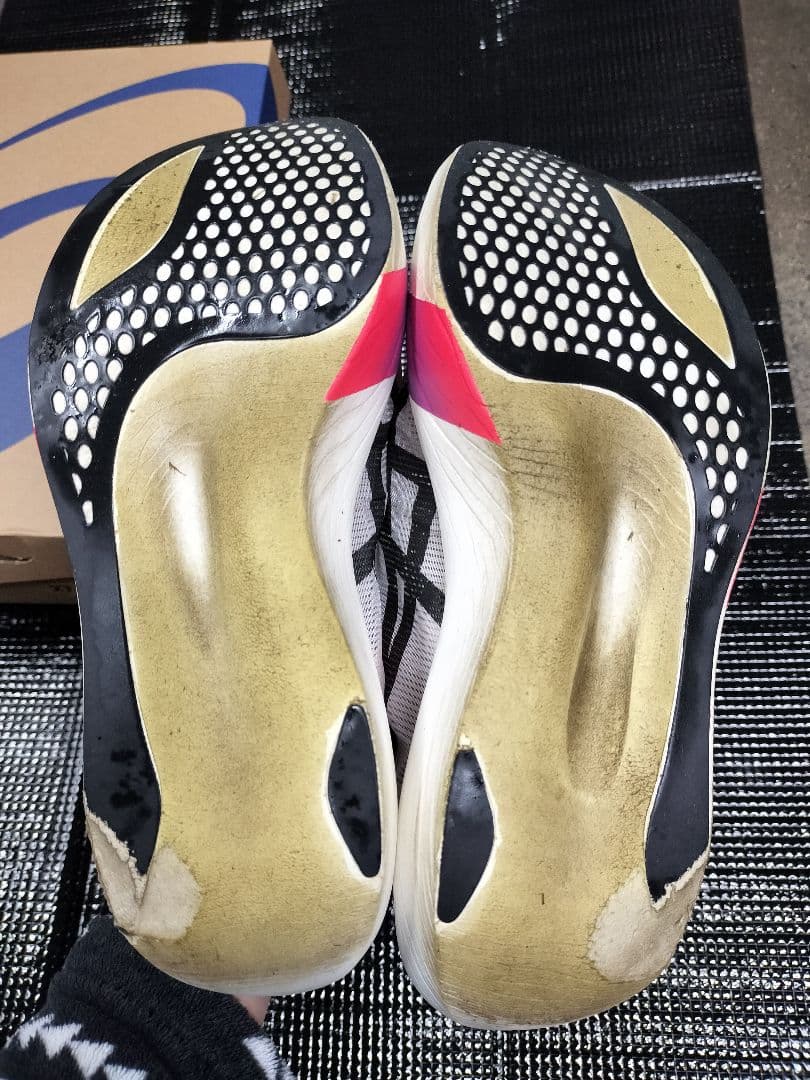 ASICS メタスピードレイ　27.0