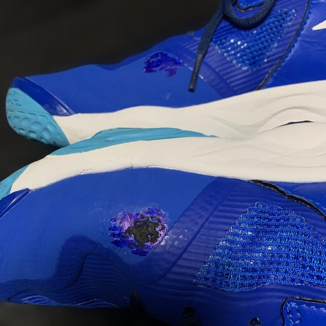Mizuno Wave Momentum 3 バレーボールシューズ 28センチ