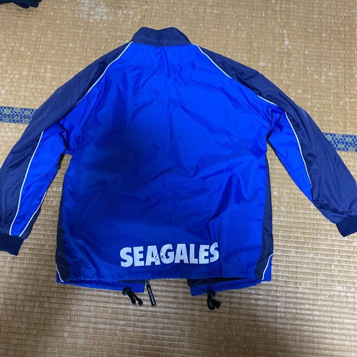 東海大学ラグビー部、ジャージ上下セットです。多少使用感あります。