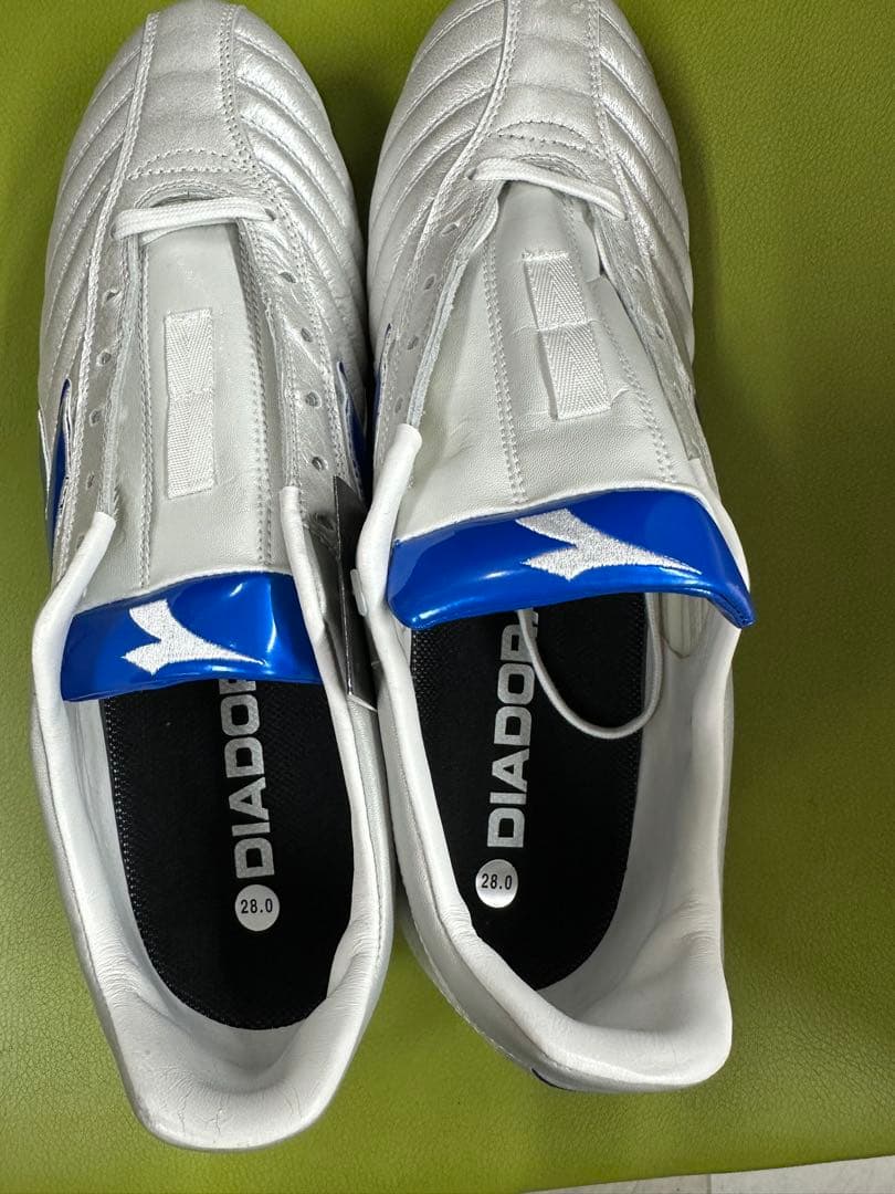 DIADORA サッカーシューズ スパイク 28.0cm ホワイト/ブルー