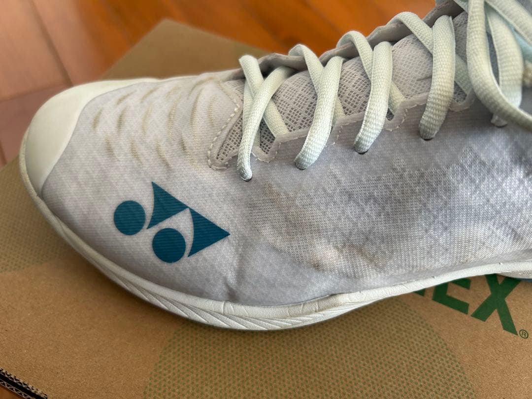 YONEX エアラスZ メン AERUS Z SHBAZ2M 27cm