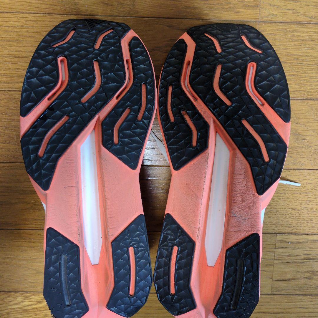 New Balance フューエルセル プロペル V5 25.5cm 走行少