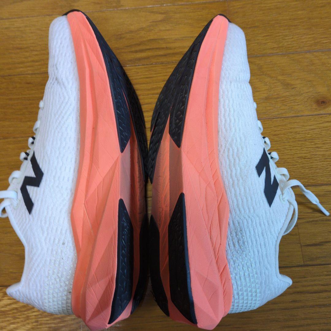 New Balance フューエルセル プロペル V5 25.5cm 走行少