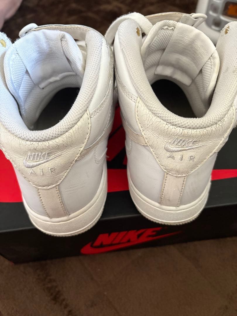 NIKE AIR FORCE1エアフォース1 ミッド　ホワイト　値下げあり