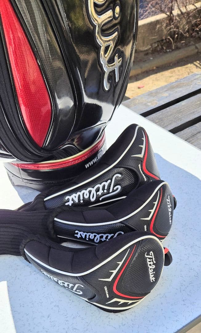 Titleist 9.5型3点式エナメルキャディバッグ&3点ヘッドカバーセット