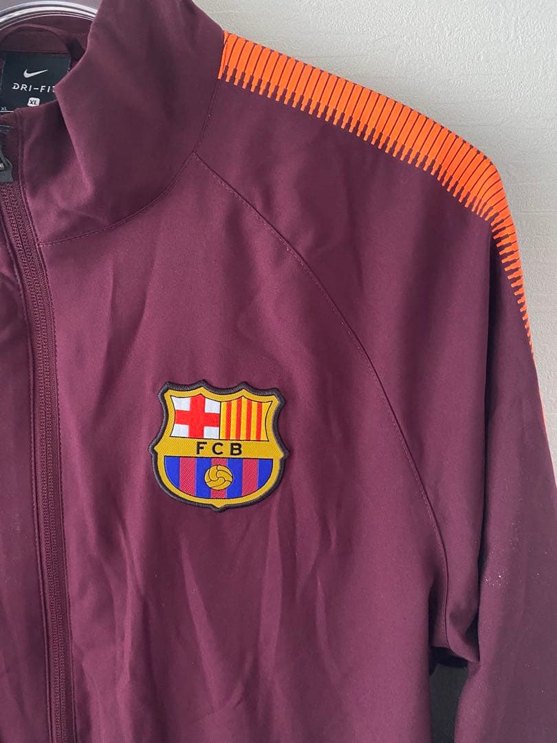 ☆送料無料☆NIKE(ナイキ)バルセロナトラックスーツ☆上下セット☆