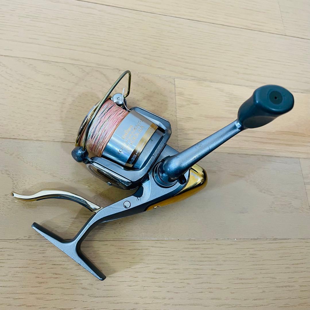 【即発送可能】美品　ダイワ トーナメント-Z 2500LBA スピニングリール