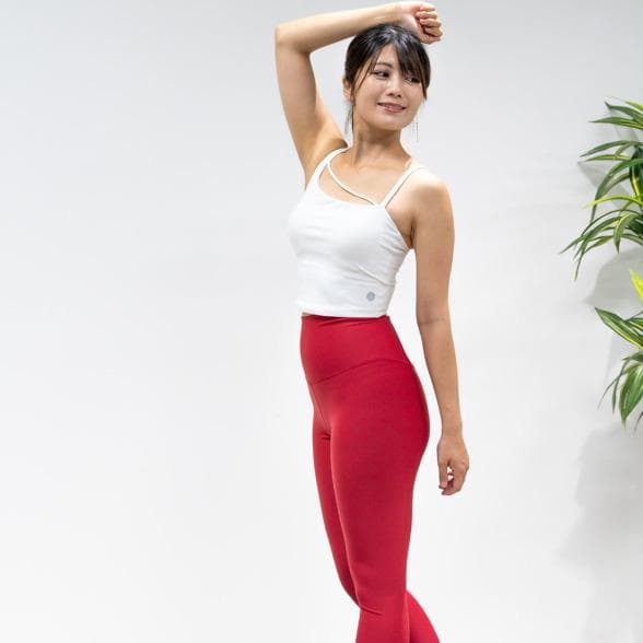 【easyoga】新品未使用★ジェイドアシンメトリークロップドタンク／ホワイト