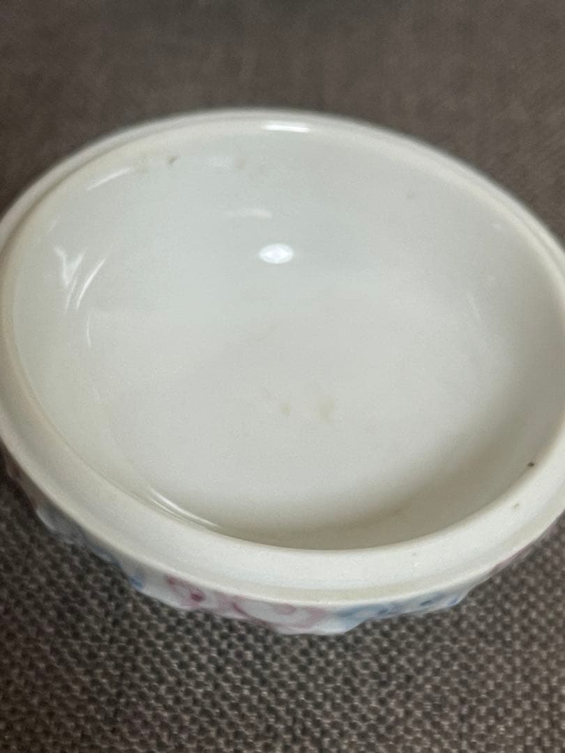 中国陶磁 乾隆年製 染付雲龍図香合磁器丸香合　入れ物
