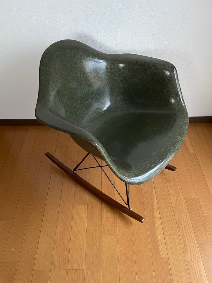 Eames arm shell chair イームズ　アームシェルチェア