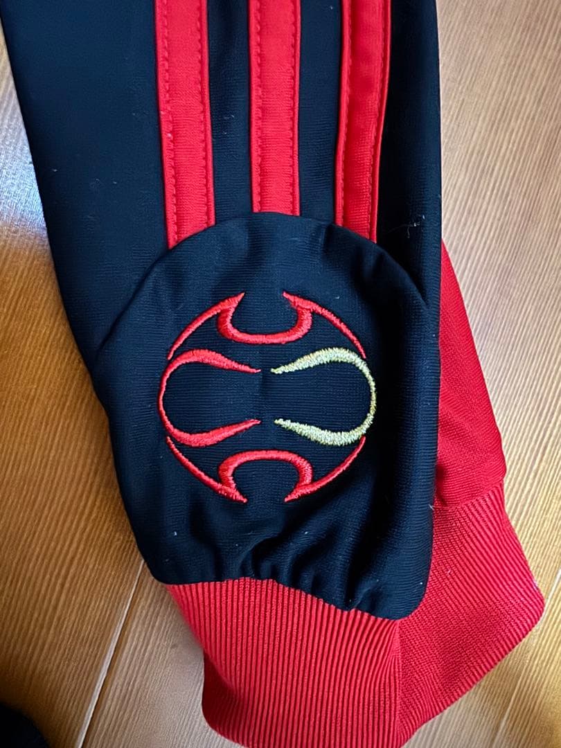 〔ピルロ選手〕ACミラン adidas ユニフォーム 赤黒 ストライプ