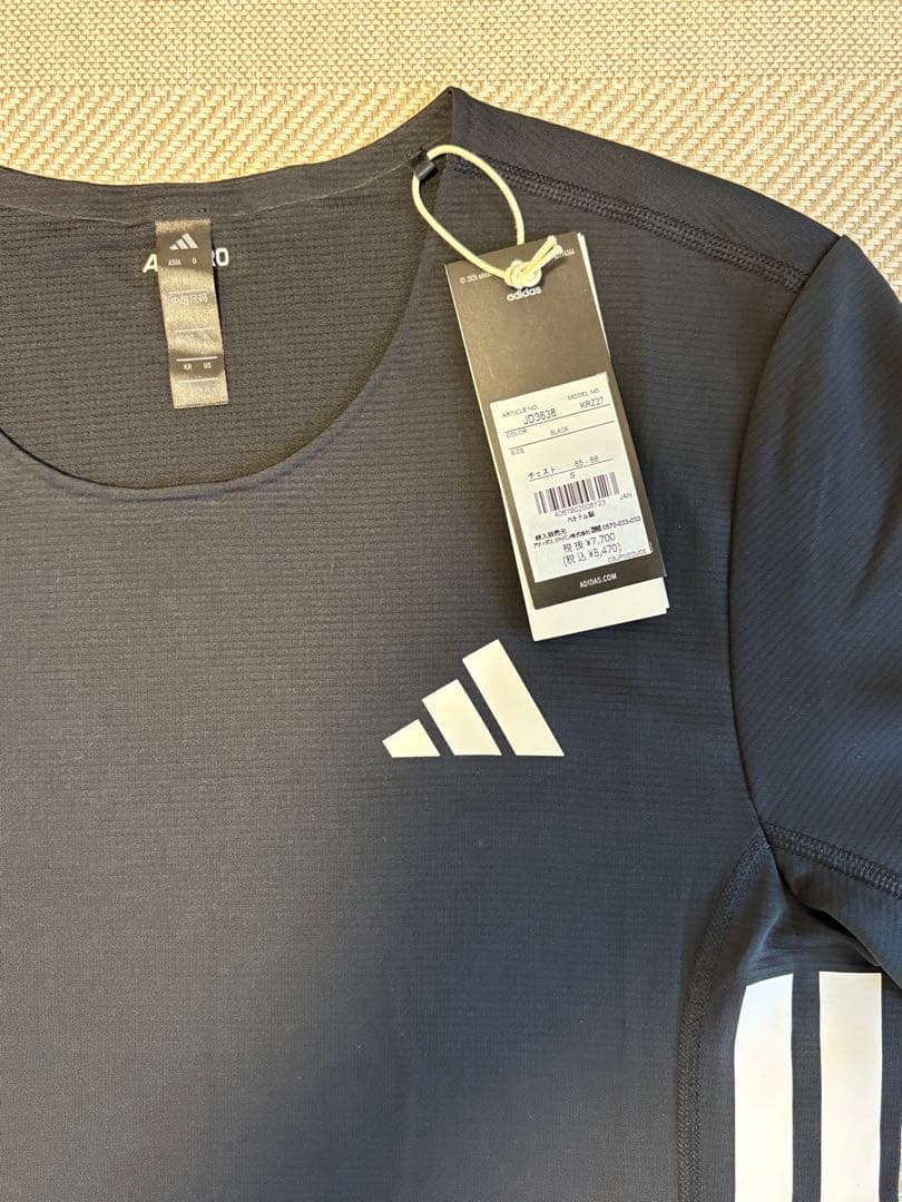 アディゼロ　ランニング長袖Ｔシャツ　サイズＳ