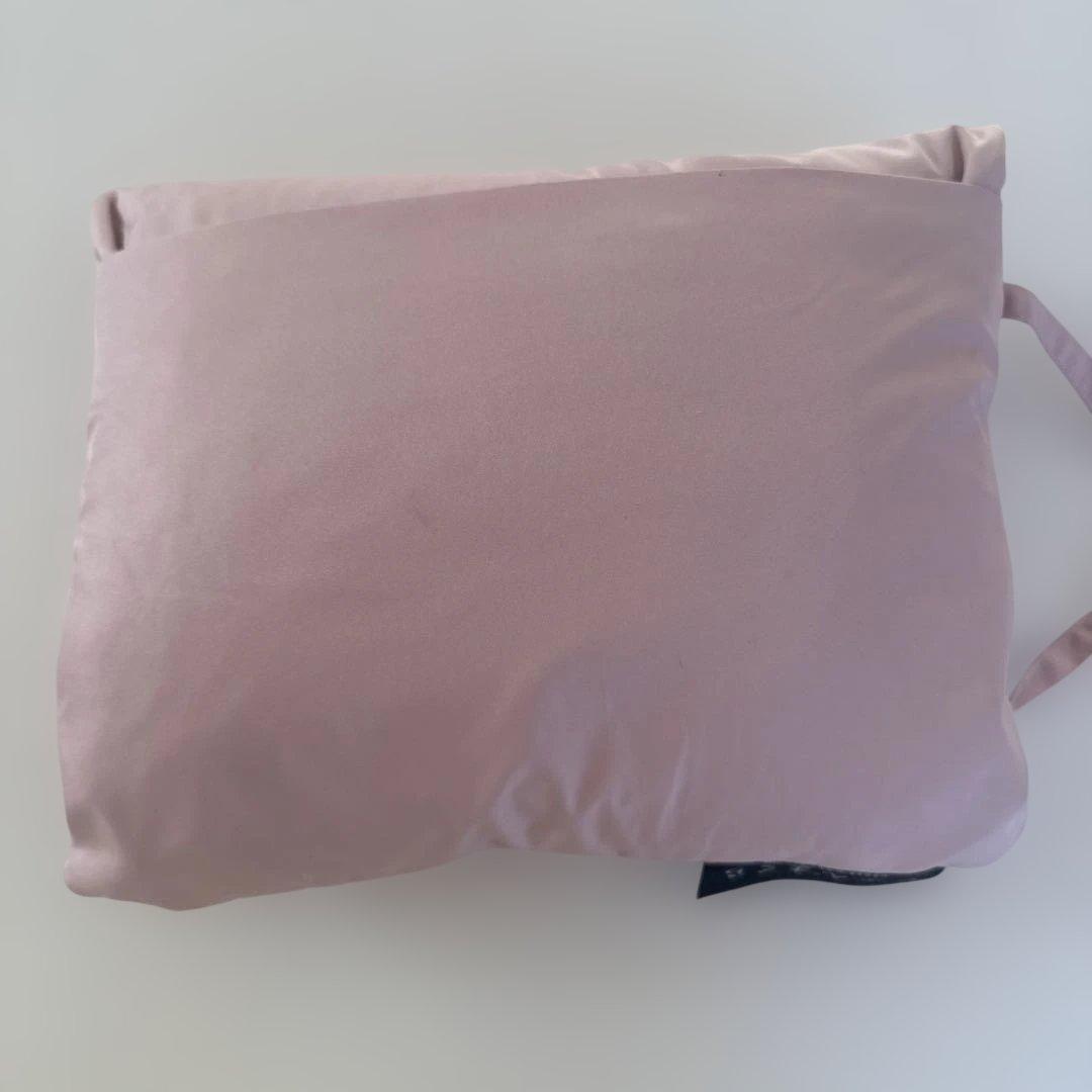 じぶんまくら　コンパクトダウン　まくら、ポンチョ、膝掛け、寝具に活用