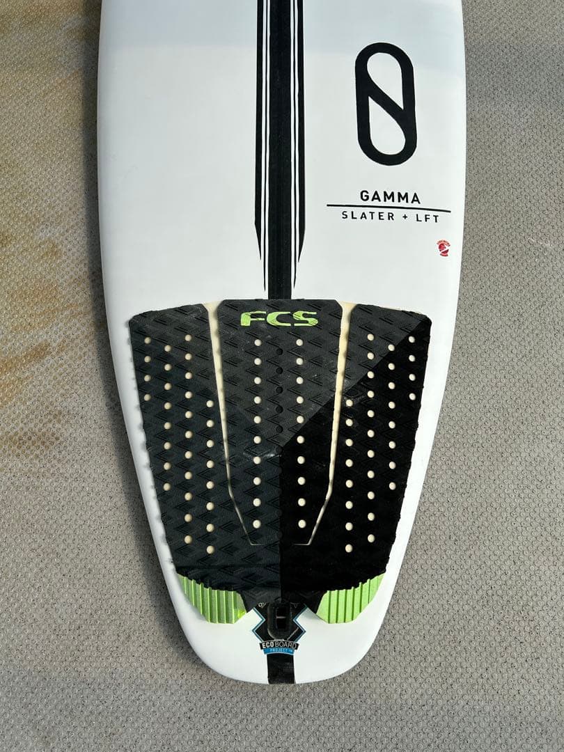 ファイヤーワイヤー GAMMA SLATER + LFT ショートボード　5'8