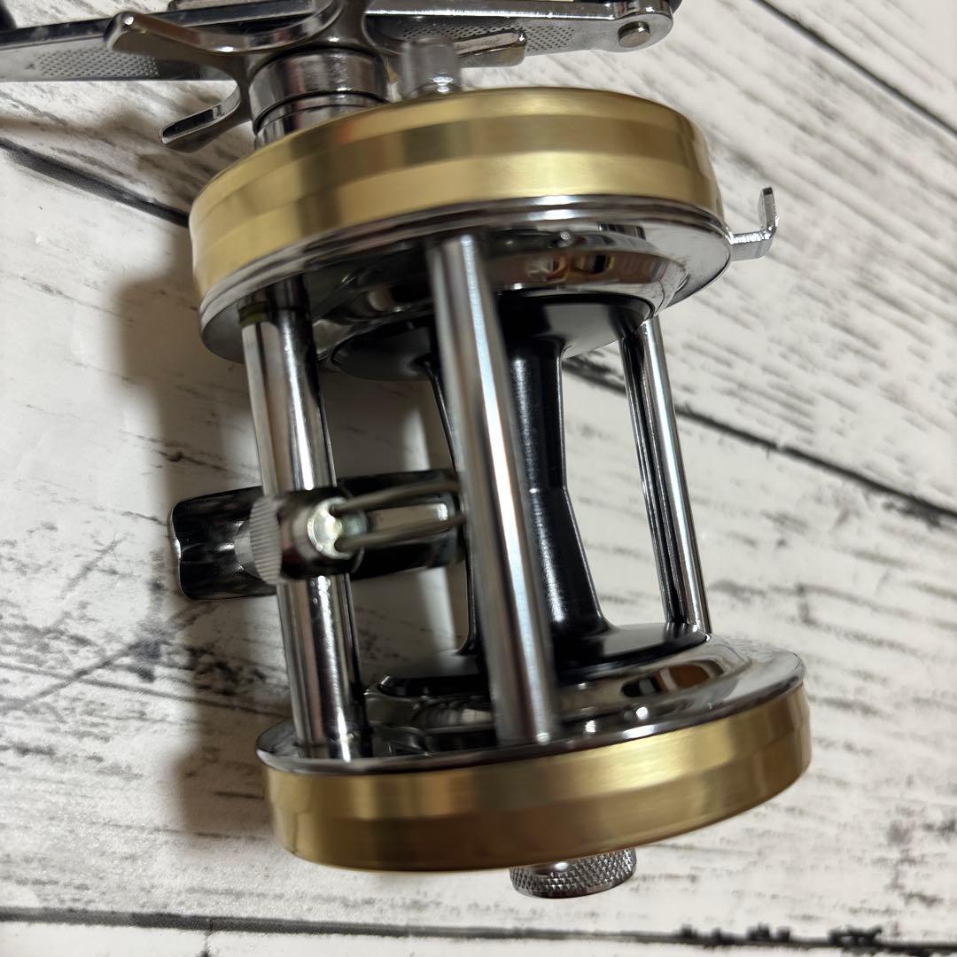 Abu Garcia アンバサダー 6500CS Rocket シルバー
