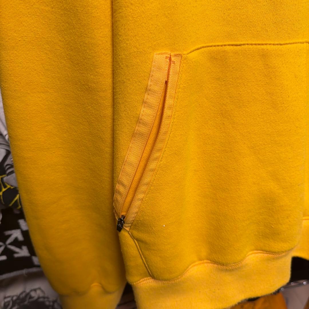 SPECIAL GUEST® イエロー フード付きスウェット　25-26