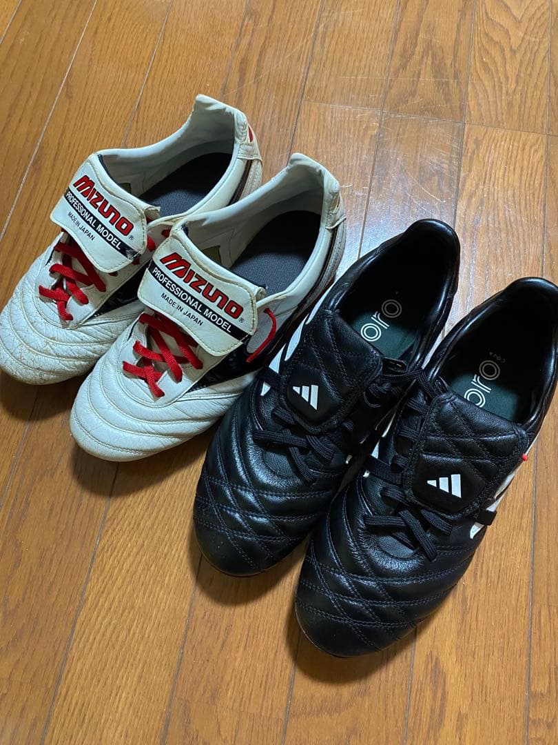シューズ Mizuno Morelia 2 & Adidas copa gloro