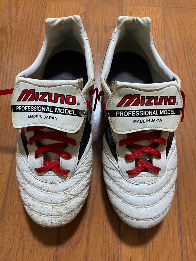 シューズ Mizuno Morelia 2 & Adidas copa gloro