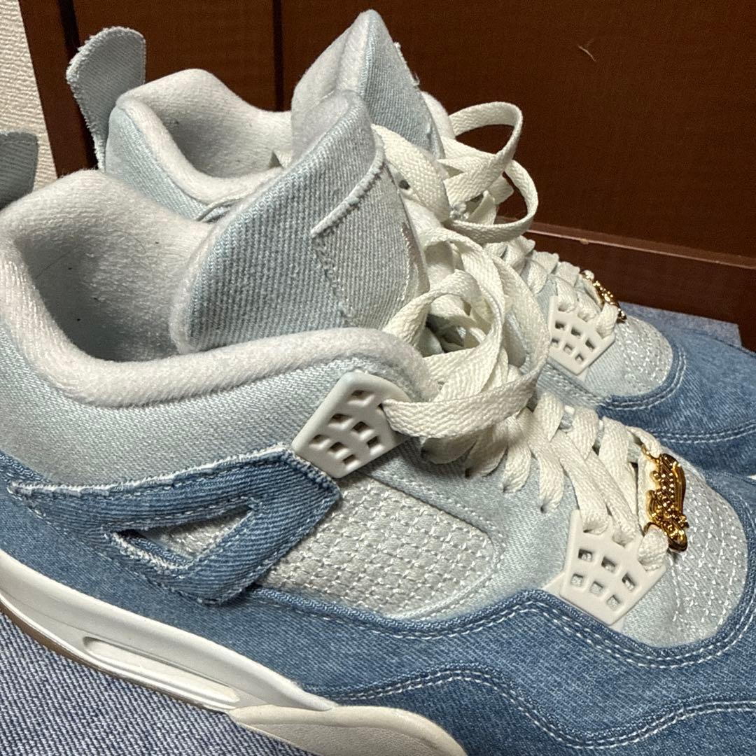 NIKE (WMNS) Air Jordan 4 デニム “ウォーン ブルー”
