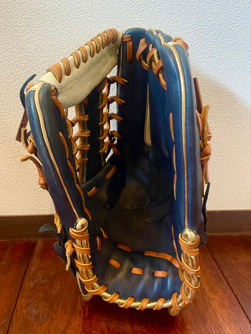 あずき　ミズノ 軟式用グローブ グローバルエリート 外野手用