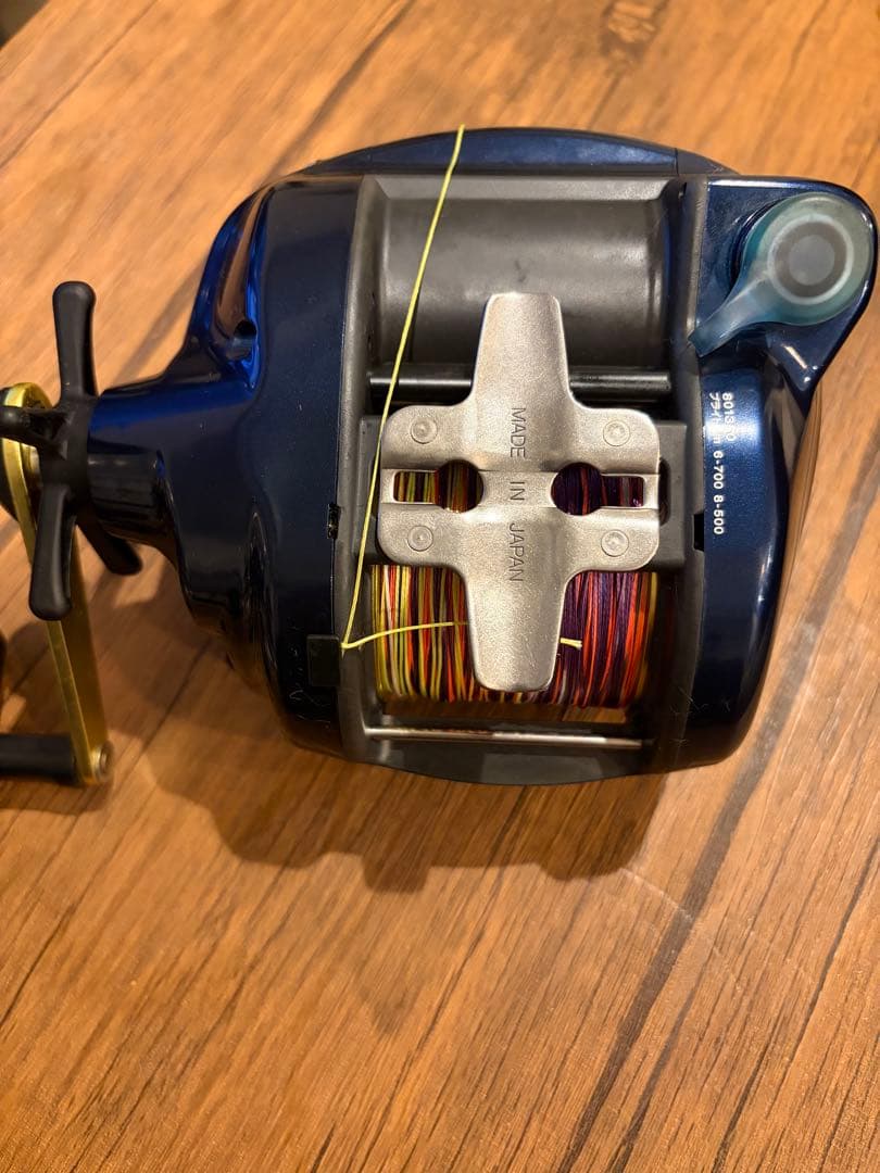 Daiwa TANACOM BULL750電動リール デジタルディスプレイ付き