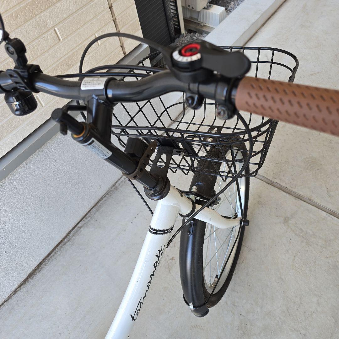 ホワイト折りたたみ自転車