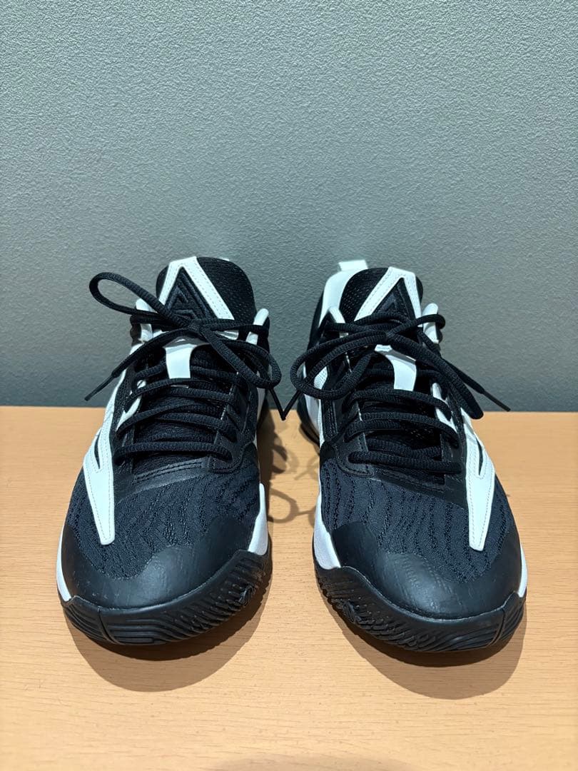 NIKE ヤニス イモータリティ3