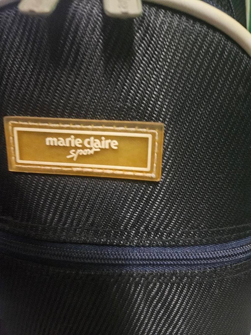 送料無料/超美品　marie claire 軽量タイプゴルフバッグNAVY